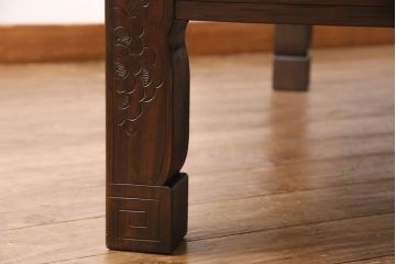 ビンテージ家具　民芸家具　繊細な桜の彫刻が見事な座卓(ローテーブル)(R-049348)