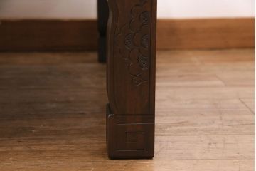 ビンテージ家具　民芸家具　繊細な桜の彫刻が見事な座卓(ローテーブル)(R-049348)