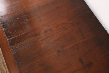 和製アンティーク　天板・楠木材　側面・ケヤキ材　今にも動き出しそうな杢目が目を引くローボード(収納棚、戸棚)、テレビ台)(R-049350)