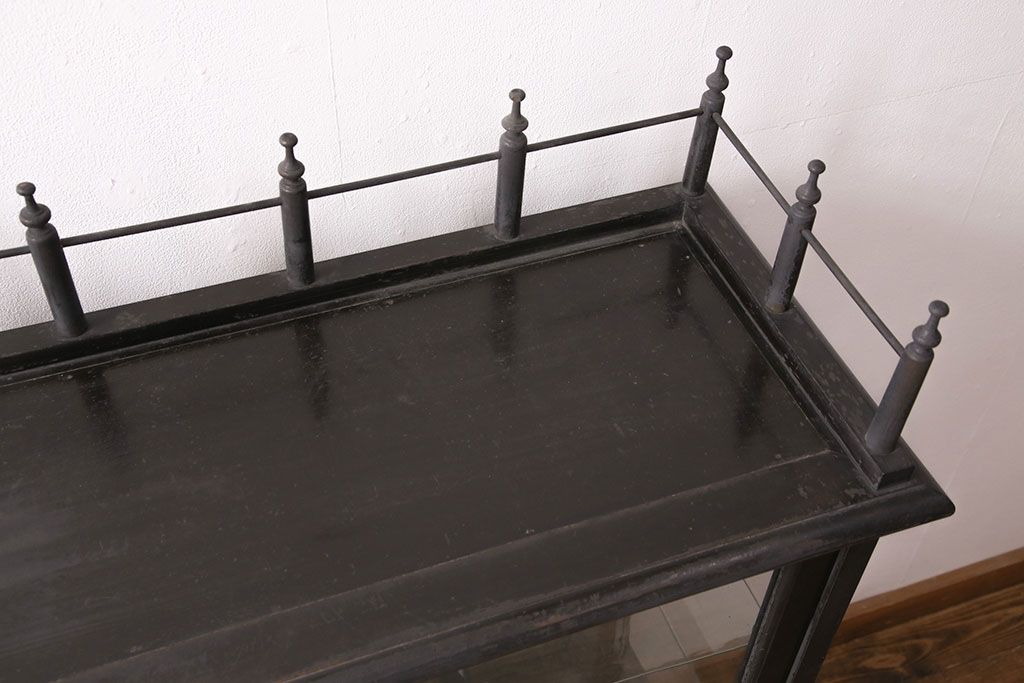 アンティーク家具　大正ロマン　天枠付き!　古いタバコ屋の薄型ガラスケース(ショーケース、陳列棚)(R-049352)