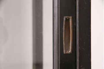 アンティーク家具　大正ロマン　天枠付き!　古いタバコ屋の薄型ガラスケース(ショーケース、陳列棚)(R-049352)