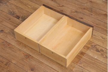 中古　北海道民芸家具　HM135　クラシカルな雰囲気が魅力!落ち着きのある空間づくりにおすすめのサイドボード(キャビネット、収納棚、リビングボード)(R-049356)