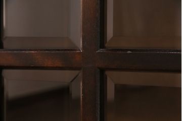 中古　北海道民芸家具　HM135　クラシカルな雰囲気が魅力!落ち着きのある空間づくりにおすすめのサイドボード(キャビネット、収納棚、リビングボード)(R-049356)