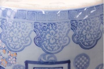 アンティーク雑貨　窓絵　花の図柄が可愛いらしい、和の趣あふれる瀬戸火鉢(鉢カバー)(R-049364)