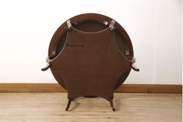 アンティーク家具　マホガニー材　上手物のオケージョナルテーブル(サイドテーブル、コーヒーテーブル、ラウンドテーブル)(R-049368)