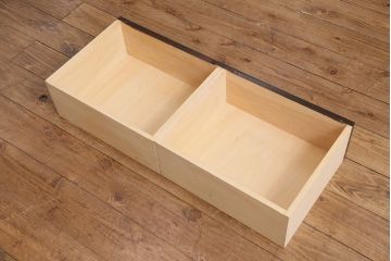 中古　北海道民芸家具　HM114K　飾り棚にもおすすめ!洗練された雰囲気が魅力の本箱(ブックケース、キャビネット、飾り棚、収納棚)(定価約25万7千円)(R-049372)