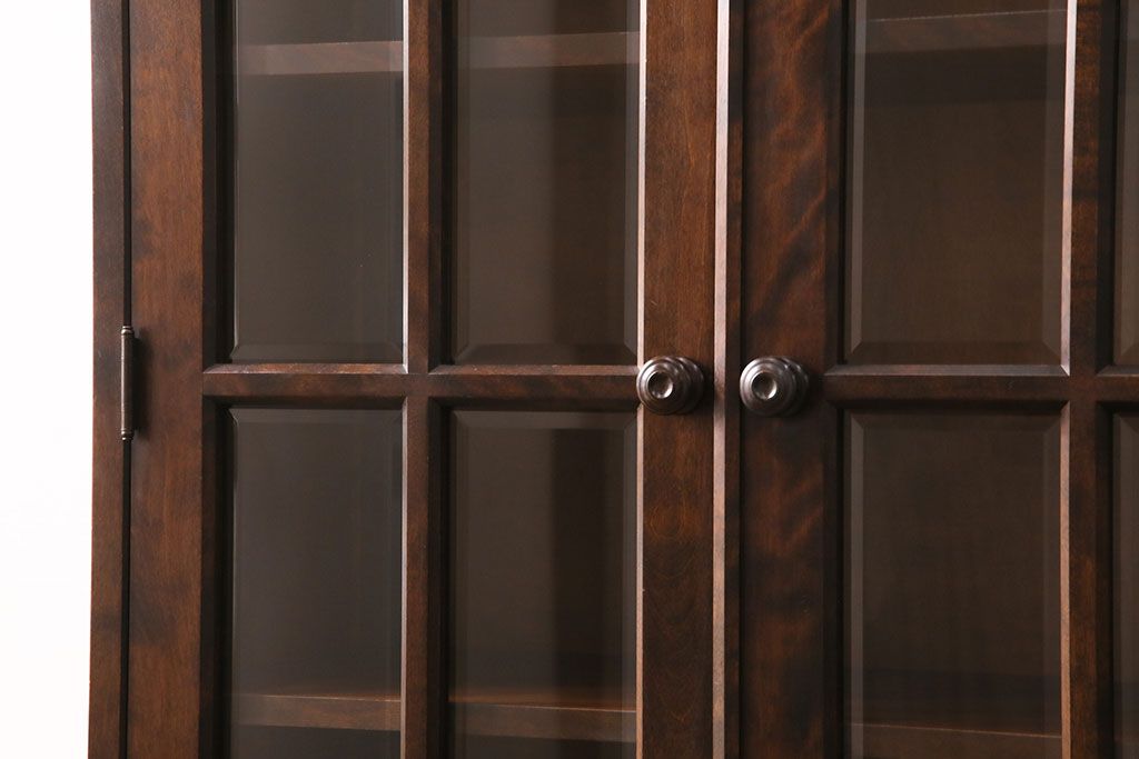 中古　北海道民芸家具　HM114K　飾り棚にもおすすめ!洗練された雰囲気が魅力の本箱(ブックケース、キャビネット、飾り棚、収納棚)(定価約25万7千円)(R-049372)