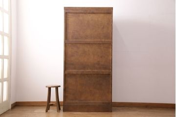 中古　北海道民芸家具　HM114K　飾り棚にもおすすめ!洗練された雰囲気が魅力の本箱(ブックケース、キャビネット、飾り棚、収納棚)(定価約25万7千円)(R-049372)