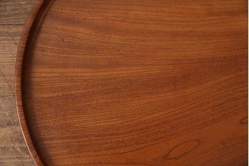 ヴィンテージ雑貨　昭和後期　総ケヤキ材　明るい木色と優しい杢目が味わい深い丸盆(トレー、お盆、ビンテージ)(R-049373)