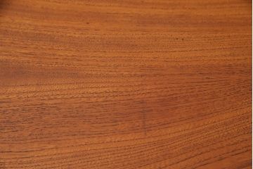 ヴィンテージ雑貨　昭和後期　総ケヤキ材　明るい木色と優しい杢目が味わい深い丸盆(トレー、お盆、ビンテージ)(R-049373)