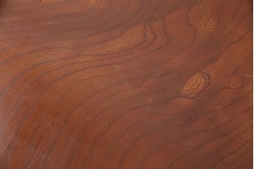 ヴィンテージ雑貨　昭和後期　総ケヤキ材　明るい木色と波のような杢目が魅力の丸盆(トレー、お盆、ビンテージ)(R-049374)