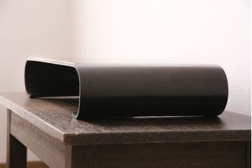 アンティーク雑貨　上質な和の雰囲気を高めるカリン(花梨)材製の花台(飾り台)(R-049375)