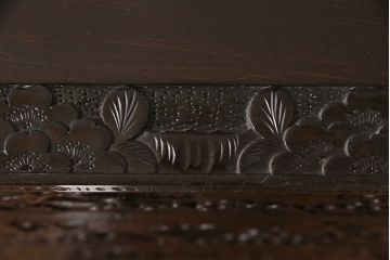 中古　伝統工芸　軽井沢彫り　咲き誇る桜の彫刻が美しいドレッシングチェスト(ドレッサー、鏡台、引き出し)(R-049377)
