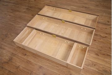中古美品　総桐材　しっとりとした落ち着きのある色合いが素敵な加茂総桐箪笥(定価約35万円)(総桐たんす、桐箪笥、引き出し、チェスト、リビングボード、テレビボード)(R-049383)