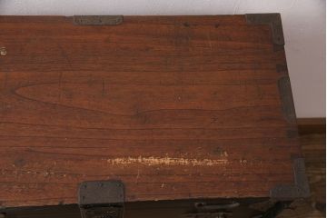 和製アンティーク　明治期　総桐材　コンパクトサイズで取り入れやすいシックな佇まいが魅力の庄内小箪笥(引き出し、チェスト、時代箪笥、桐箪笥、桐たんす)(R-049390)