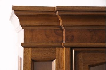 中古　美品　DREXEL HERITAGE(ドレクセルヘリテイジ)　FRANCESCA(フランチェスカ)シリーズ　キュリオケース(飾り棚、ショーケース、キャビネット)(定価約74万円)(R-049391)