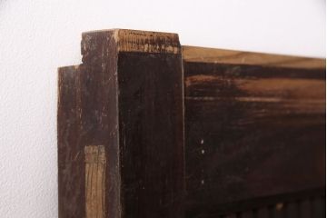 アンティーク建具　ケヤキ材・松材　細い桟が魅力の格子入り蔵戸(格子戸、玄関戸、引き戸、建具)(R-049392)