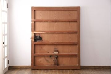 アンティーク建具　総ケヤキ材　細やかな意匠が施された金具が魅力の蔵戸(引き戸、玄関戸、建具)(R-049393)