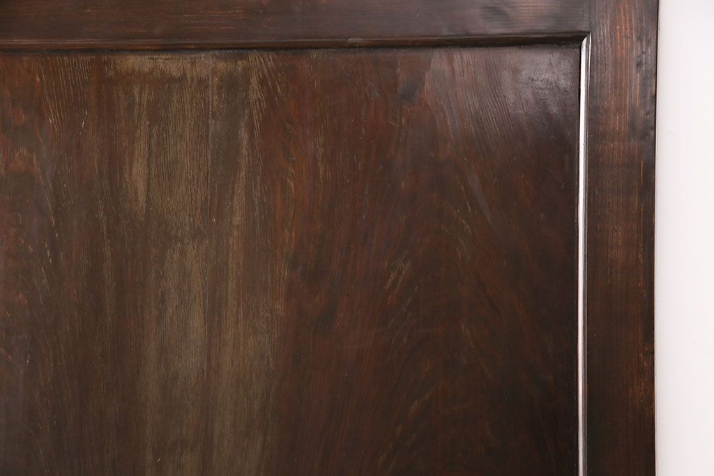 アンティーク建具　総松材　燻されたような渋い風合いが魅力の蔵戸(引き戸、玄関戸、建具)(R-049395)