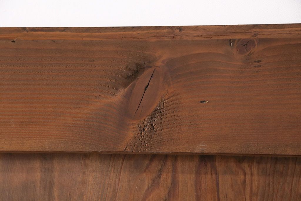 アンティーク建具　総松材　燻されたような渋い風合いが魅力の蔵戸(引き戸、玄関戸、建具)(R-049395)