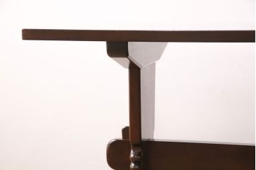 中古美品　松本民芸家具　シックなダイニング作りにおすすめのB型食卓(ダイニングテーブル、4人掛け)(定価約27万円)(R-049398)