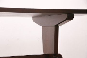 中古美品　松本民芸家具　シックなダイニング作りにおすすめのB型食卓(ダイニングテーブル、4人掛け)(定価約27万円)(R-049398)