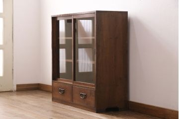 和製アンティーク　ヒノキ材製　レトロな雰囲気づくりにおすすめな戸棚(収納棚、キャビネット、飾り棚)(R-049403)