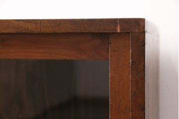 和製アンティーク　ヒノキ材製　レトロな雰囲気づくりにおすすめな戸棚(収納棚、キャビネット、飾り棚)(R-049403)