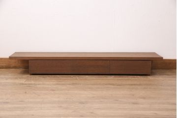 和製アンティーク　天板一枚板!　素朴な佇まいが味わい深いローボード(テレビ台、裁ち板、飾り台、置き床、棚)(R-049407)