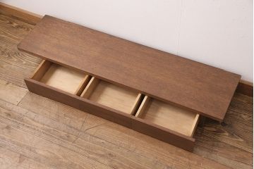 和製アンティーク　天板一枚板!　素朴な佇まいが味わい深いローボード(テレビ台、裁ち板、飾り台、置き床、棚)(R-049407)