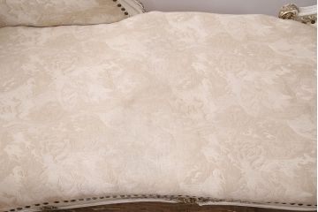 ヴィンテージ家具　海外輸入家具　西洋アンティークスタイルやガーリーな空間づくりにおすすめのシェーズロング(カウチソファ、長椅子、ビンテージ)(R-049409)