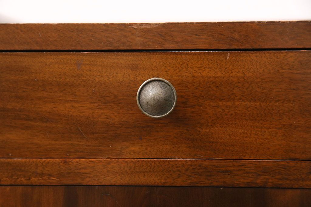 和製アンティーク　楠木　レトロで可愛らしい!小振りなサイズのサイドキャビネット(電話台、収納棚)(R-049414)