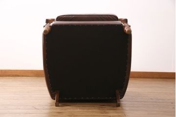 ヴィンテージ　カリモク家具(karimoku)　渋い雰囲気が格好良いレトロソファ(一人掛け、アームソファ、合皮、ビンテージ)(R-049415)