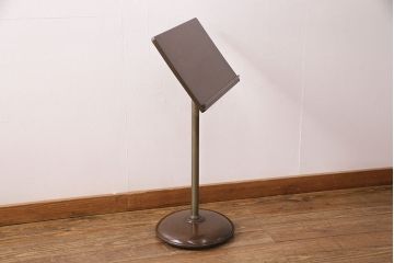 アンティーク雑貨　メニュー台にもおすすめ!栓材製のレトロな譜面台(譜面立て、ミュージックスタンド、メニュー立て)(R-049418)