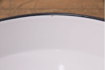 中古　レトロ照明　昭和レトロ　カフェ風インテリアに欠かせないホーロー製天井照明(吊り下げ照明、ペンダントライト、琺瑯)(R-049424)