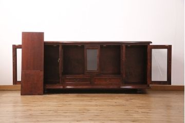 中古　九州民芸家具　美品!クラシカルな佇まいで上品な空間を演出するサイドボード(リビングボード、ローボード)(定価約70万円)(R-049432)