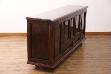 中古　九州民芸家具　美品!クラシカルな佇まいで上品な空間を演出するサイドボード(リビングボード、ローボード)(定価約70万円)(R-049432)