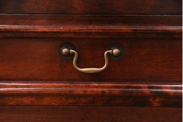 中古　九州民芸家具　美品!クラシカルな佇まいで上品な空間を演出するサイドボード(リビングボード、ローボード)(定価約70万円)(R-049432)
