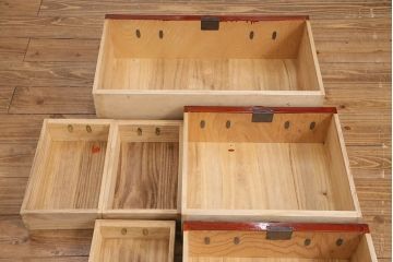 中古　美品　岩谷堂箪笥　木地呂塗り　上品な雰囲気が魅力的な上手物の整理箪笥(引き出し、チェスト、小箪笥、衣装タンス)(R-049434)