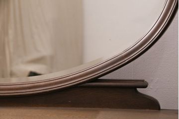 和製ヴィンテージ　神戸洋家具　永田良介商店　素晴らしい彫刻が魅力!オーバル型の大きな鏡が印象的なドレッサー&スツールセット(鏡台、化粧台、ビンテージ)(R-049436)