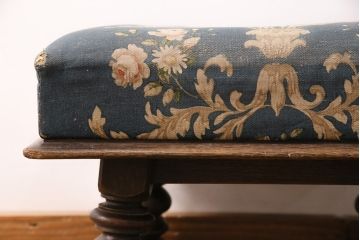 和製ヴィンテージ　神戸洋家具　永田良介商店　素晴らしい彫刻が魅力!オーバル型の大きな鏡が印象的なドレッサー&スツールセット(鏡台、化粧台、ビンテージ)(R-049436)