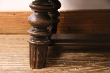 和製ヴィンテージ　神戸洋家具　永田良介商店　素晴らしい彫刻が魅力!オーバル型の大きな鏡が印象的なドレッサー&スツールセット(鏡台、化粧台、ビンテージ)(R-049436)