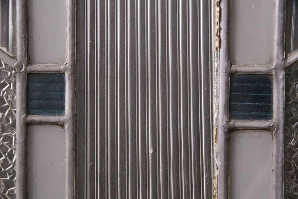 和製アンティーク　国産のアンティークとしては珍しい全面特大ステンドグラスで彩られたドア(建具)(R-049440)