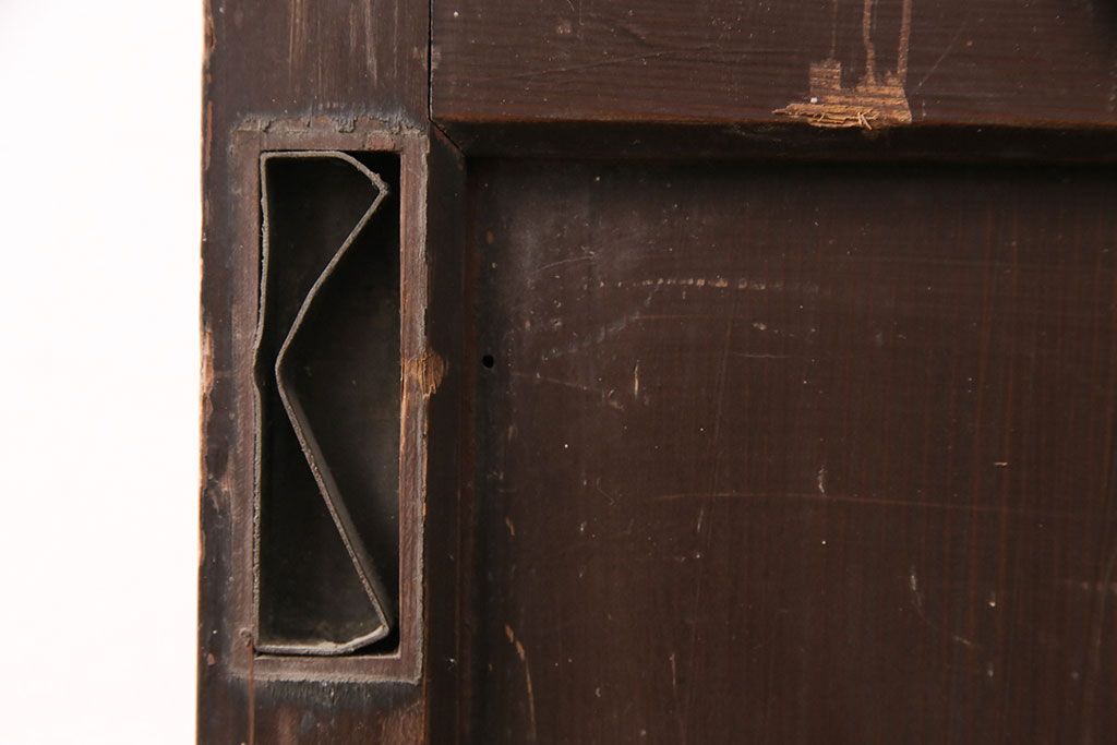 アンティーク建具　明治～大正期　整然と並ぶ縦桟が和モダンな雰囲気を高める蔵戸1枚　(R-049442)