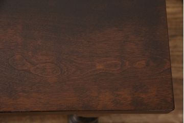 中古美品　松本民芸家具　ワンランク上の贅沢な空間にぴったりな風格漂うナイト卓子(サイドテーブル)(R-049448)