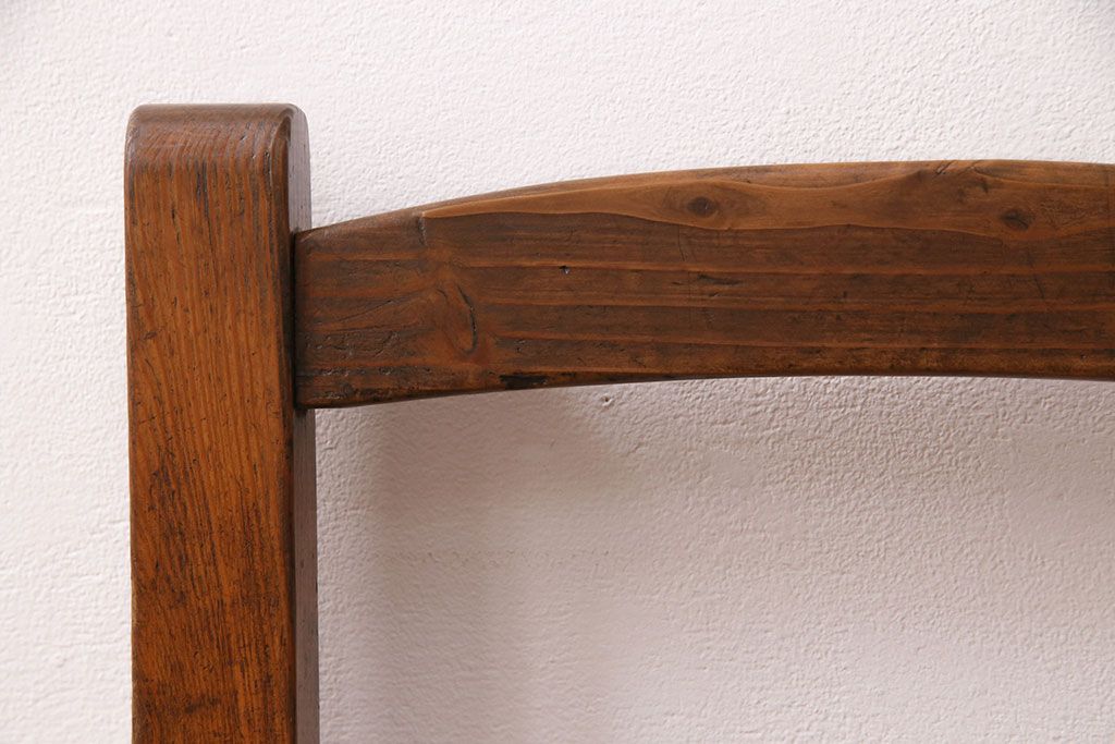 アンティーク家具　ヒノキ材　素朴な風合いが魅力!レトロな雰囲気を醸しだす木製チェア(椅子、板座チェア、スクールチェア)(R-049453)