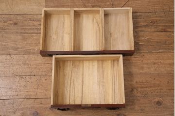 中古　門間箪笥店(門間屋)　仙台箪笥　木地呂塗り　弐番　小ぶりながら存在感と重厚感のある小箪笥(卓上収納、小物収納、小引き出し)(定価約19万4千円)(R-049454)