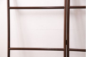 アンティーク雑貨　昭和中期　カツラ材　シンプルなデザインで取り入れやすい衣桁(衣装掛け、着物掛け、ハンガーラック)(R-049455)