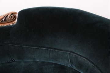 アンティーク家具　マホガニー材　美品　彫刻の細やかな意匠が目を引く最高級品のシェーズロング(カウチソファ、ソファ、長椅子)(R-049456)