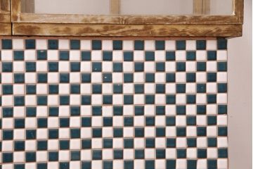 和製アンティーク　タイル付き!　珍しいデザインのレトロなガラスケース(ショーケース、陳列棚)(R-049458)